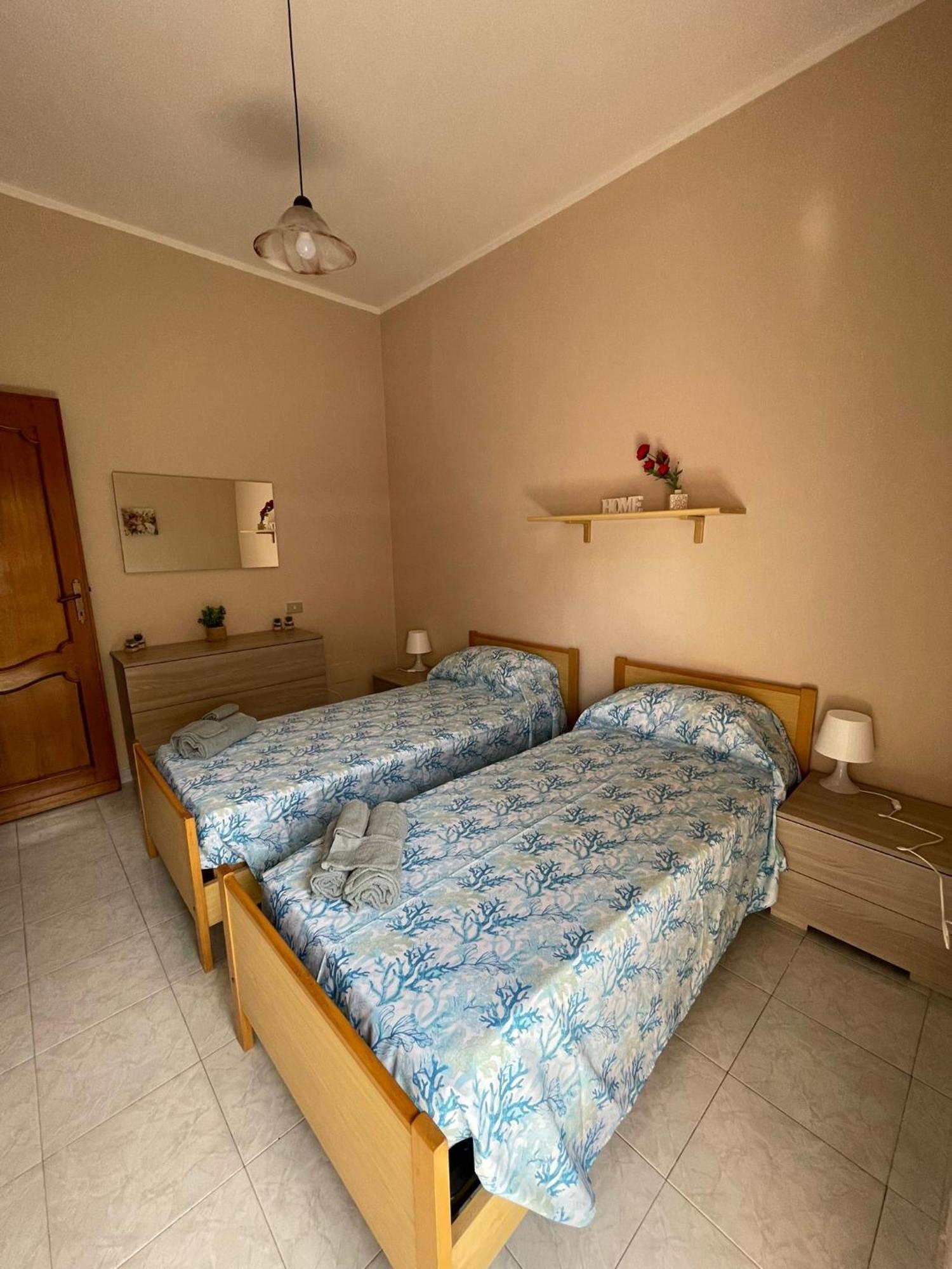 Casa Elena Appartement Cagliari Buitenkant foto